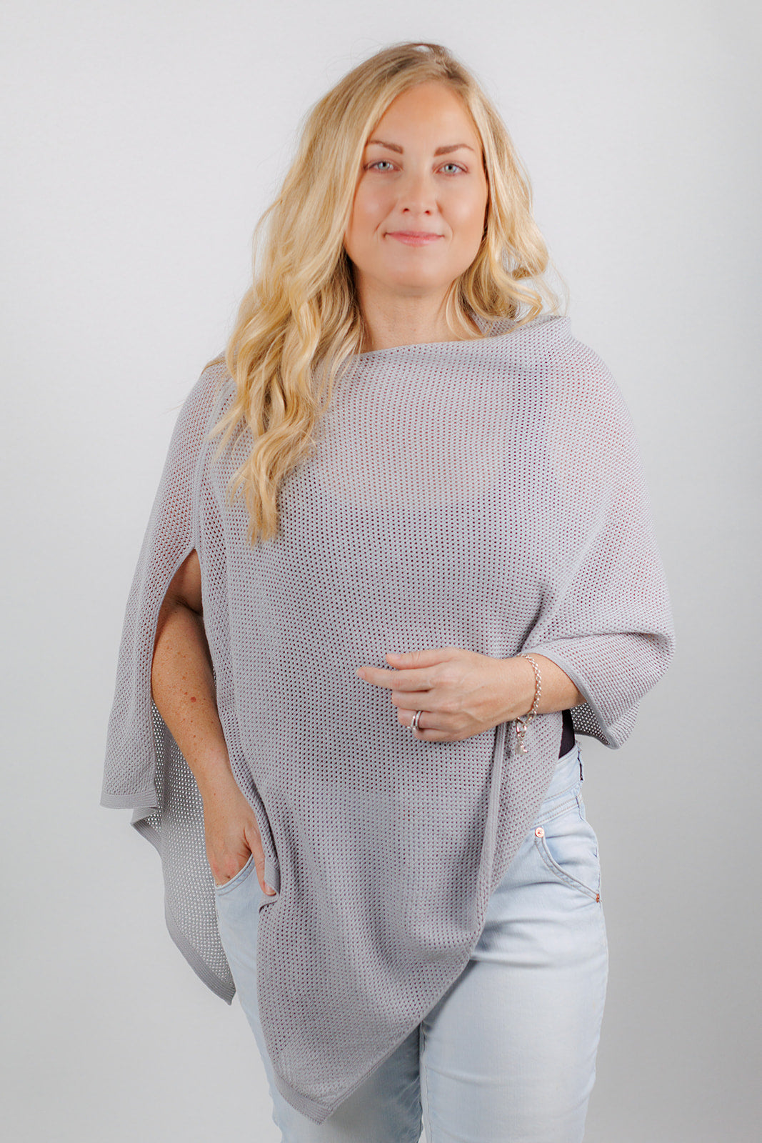 Dove Grey Cowrie | 7 in 1 Breastfeeding Cover